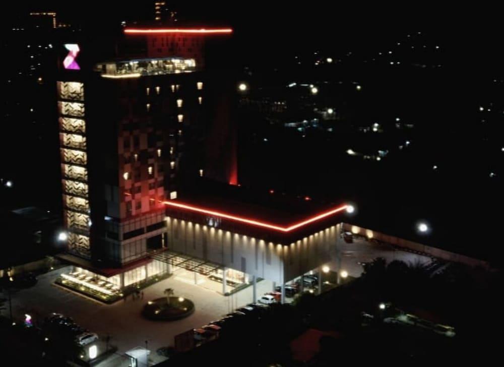 The Zuri Baturaja Hotel Baturaja  Exterior photo